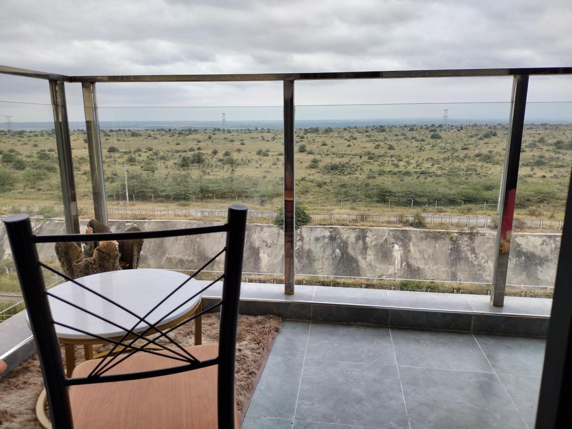 Mlolongo Lenayan Park View B&B 외부 사진